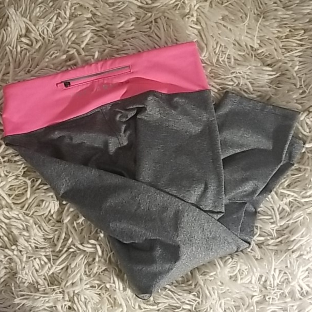 Jessica Simpson THEWARMUP pants